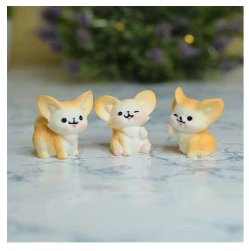 Cat figures